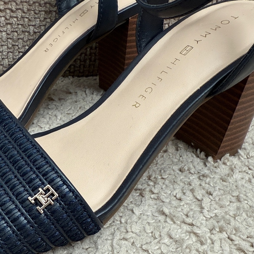Tommy Hilfiger Navy Women's Heels - Picture 4 of 6